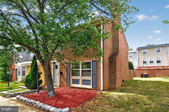 Property Photo:  1419 Potomac Heights Drive 171  MD 20744 