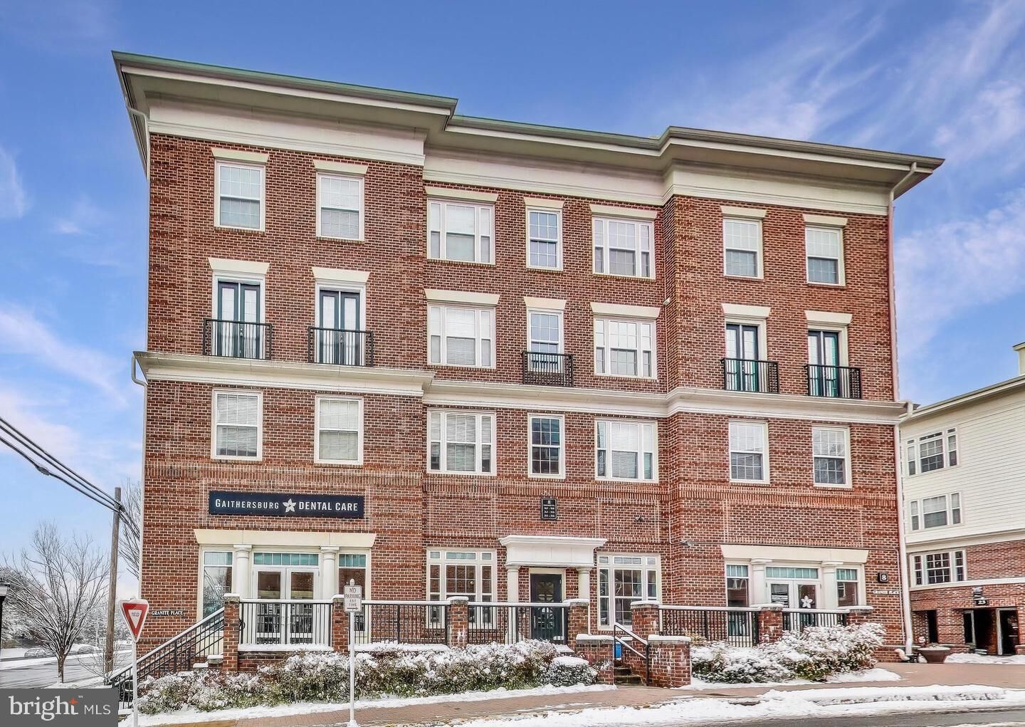 Property Photo:  8 Granite Place 461  MD 20878 