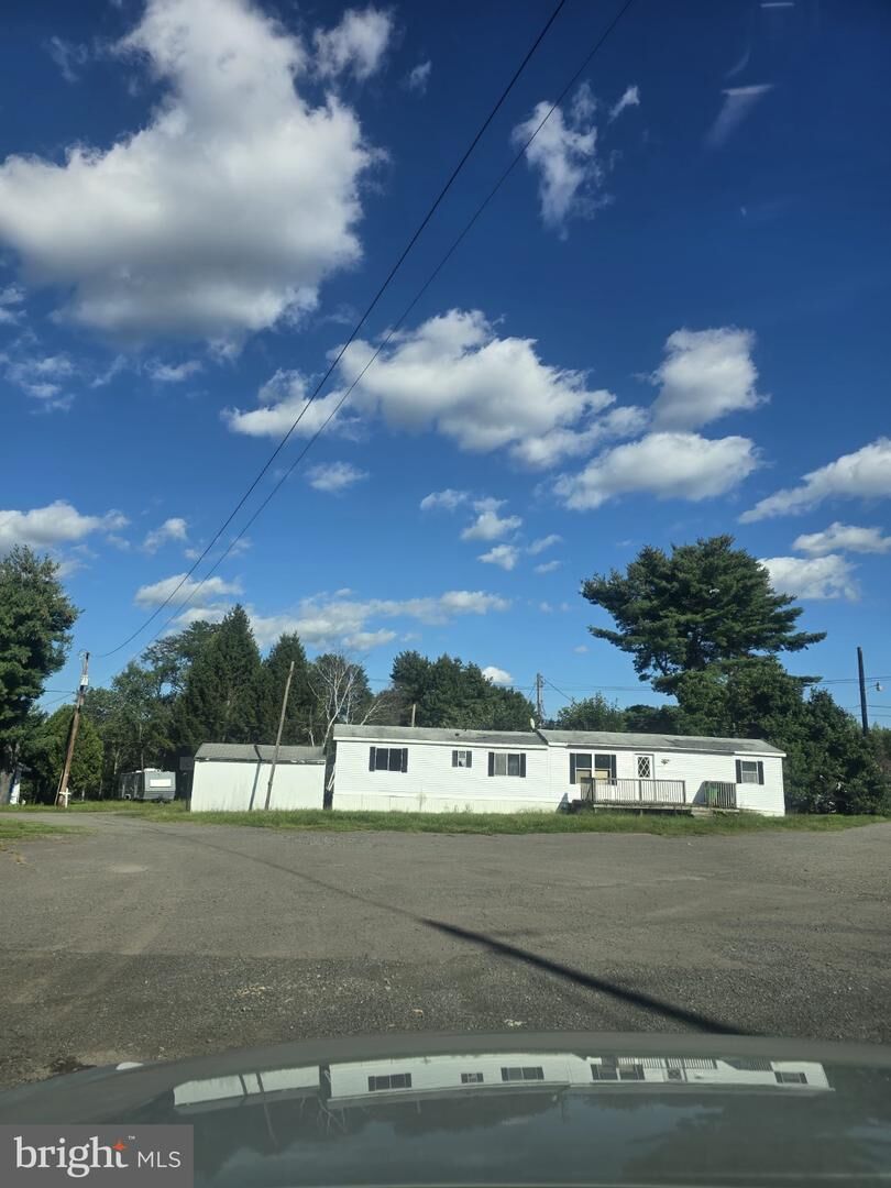 Property Photo:  15 Dallas Rv And Mhp  PA 18612 