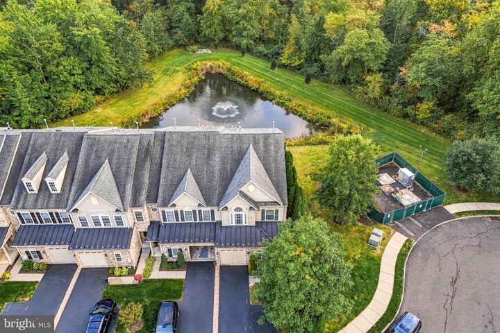 Property Photo: 371 Village Way PA 18914
