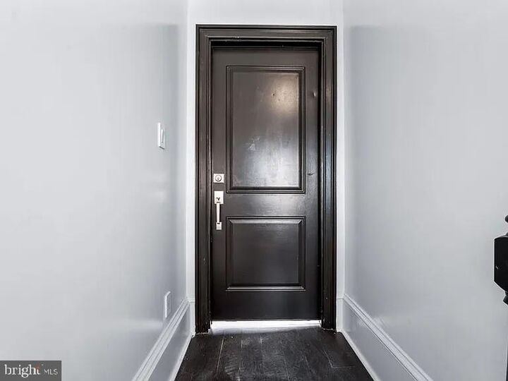 Property Photo:  1100 W Lafayette Avenue 5  MD 21217 