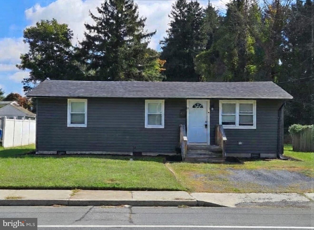 Property Photo:  11 S Caesar Rodney Avenue  DE 19934 