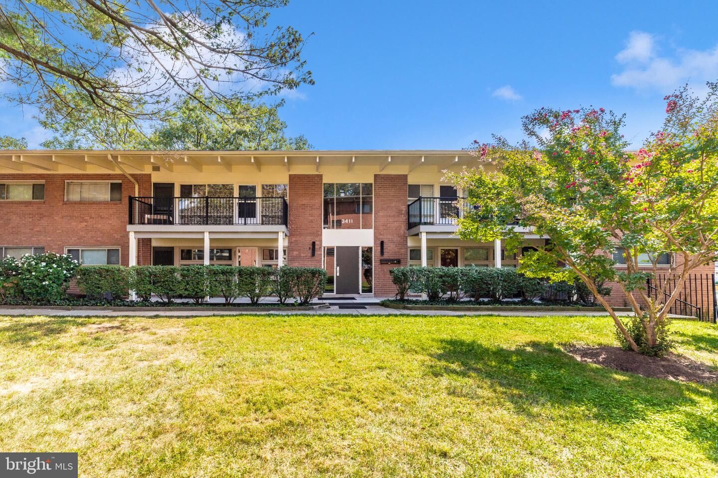 Property Photo:  3411 University Boulevard W 3411-1  MD 20895 