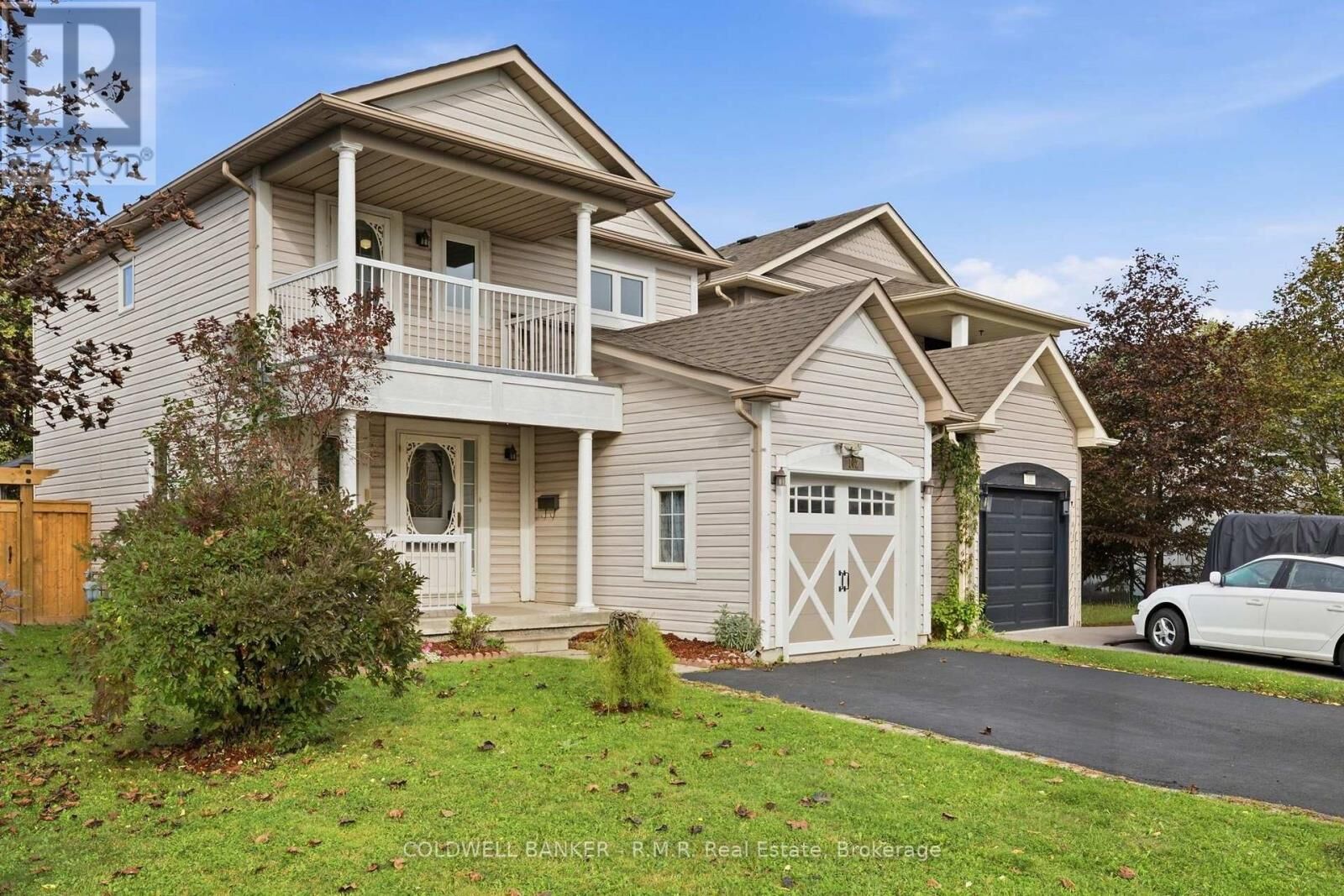 Property Photo:  102 Boswell Drive  ON L1C 5C3 