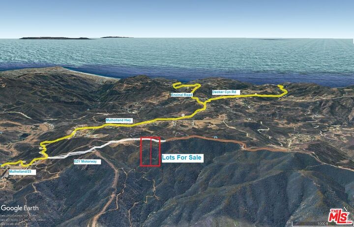 Property Photo:  33069 Mulholland Hwy Dr  CA 90265 