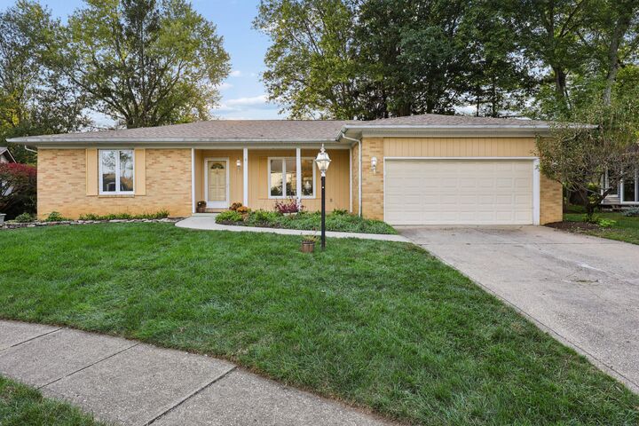 Property Photo: 6983 Constitution Place OH 43235