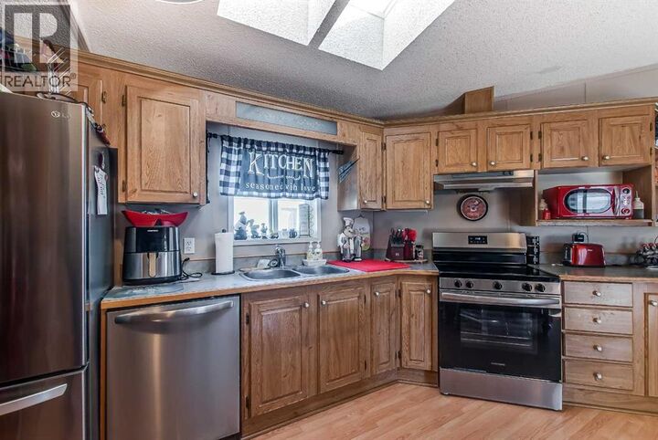 Property Photo: 4000 13 Avenue Southeast AB T1B 1J3