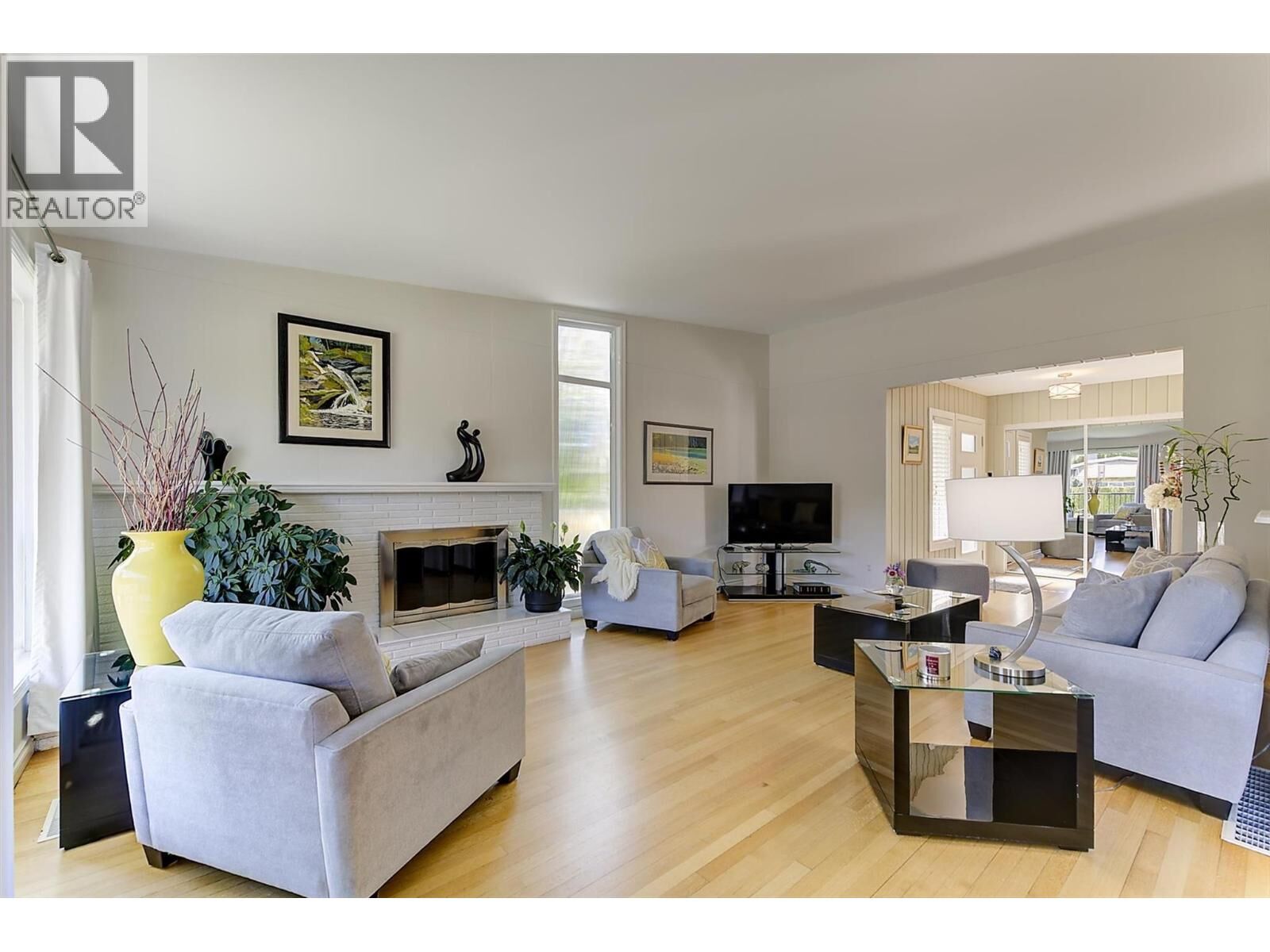 Property Photo: 1296 Kelglen Crescent BC V1Y 6K5