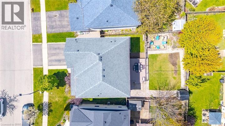 Property Photo:  20 Webb Avenue Upper  ON N3T 6S5 