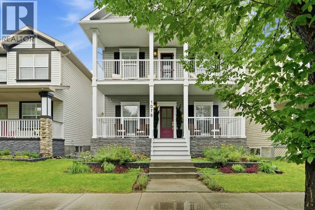 Property Photo:  1076 Prestwick Circle Southeast  AB T2Z 3M2 