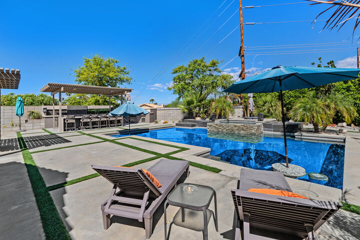 Property Photo:  78930 Sonesta Way  CA 92253 