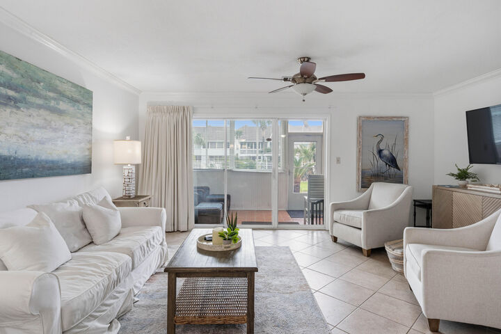Property Photo: 41 Misty Cove Unit 201 FL 32550