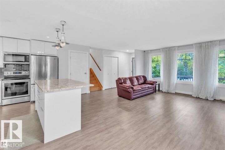 Property Photo:  42204B Twp Rd 624  AB T0A 1T0 