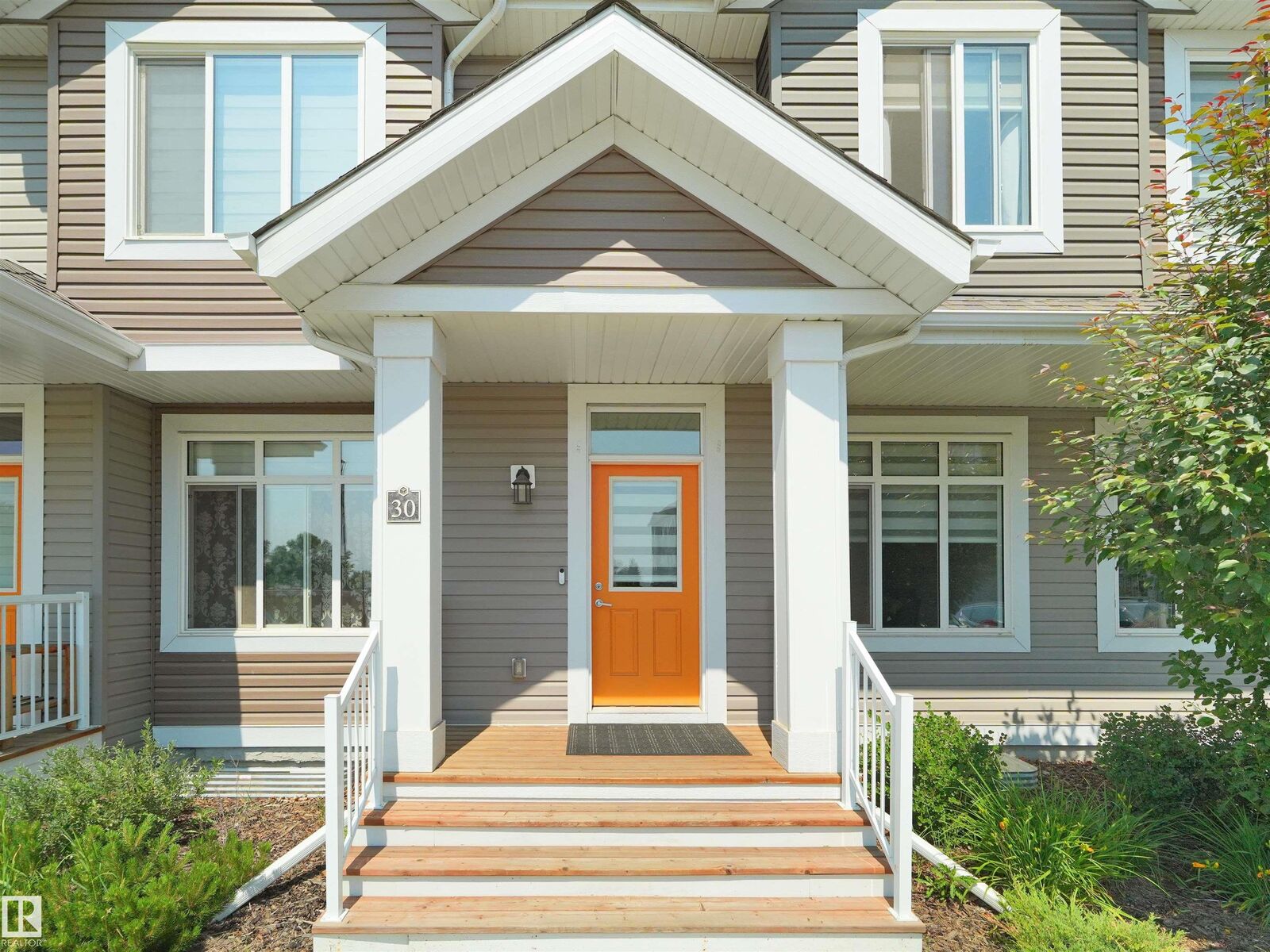 Property Photo:  4137 76 Street NW  AB T6K 1K8 