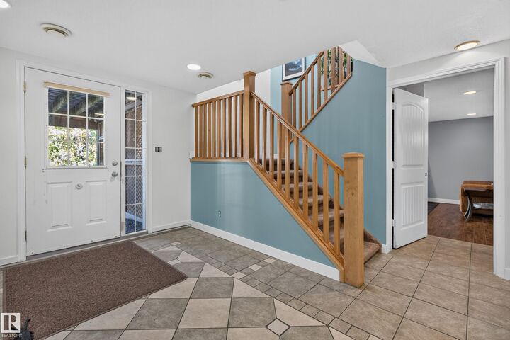 Property Photo:  116 Lakeshore Drive  AB T0E 1V0 
