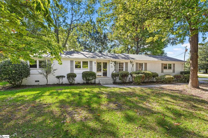 Property Photo:  200 Lanewood Drive  SC 29607 