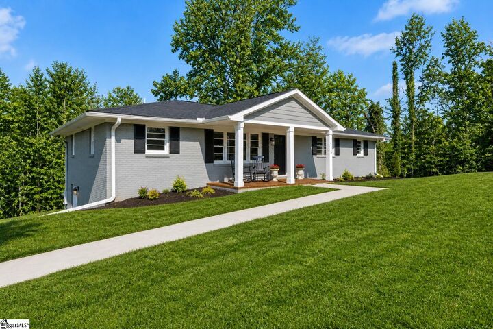 Property Photo:  115 Pinetree Lane  SC 29640 