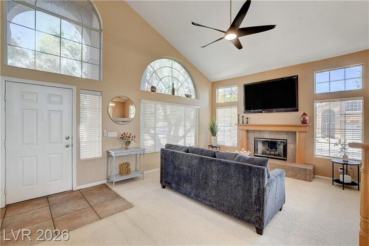 Property Photo:  