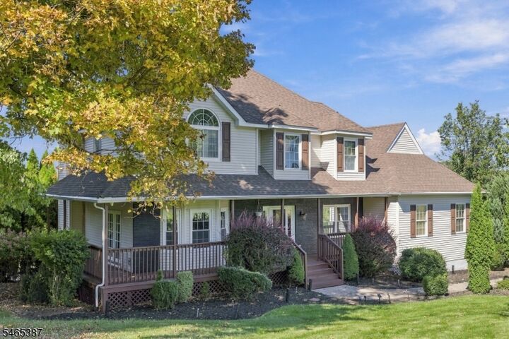 Property Photo:  4 Brecia Ct  NJ 07848 