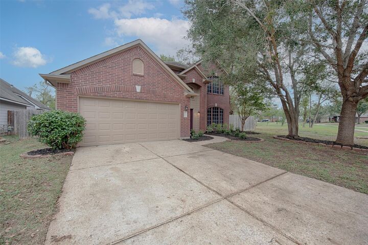 Property Photo:  10411 Village Lake Drive  TX 77459 
