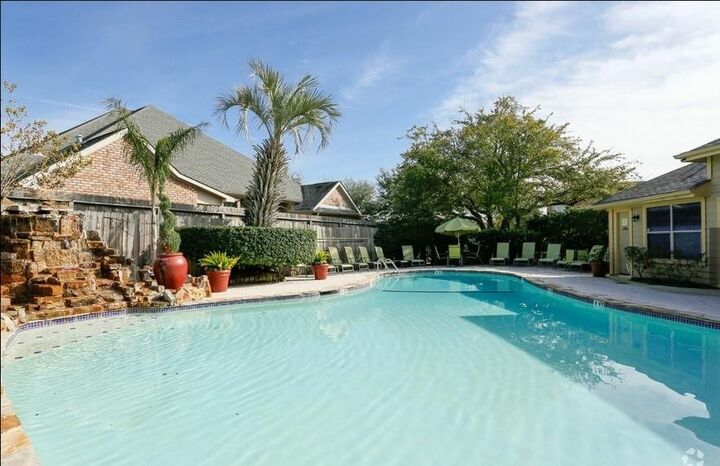 Property Photo:  12100 Overbrook Lane 24C  TX 77077 