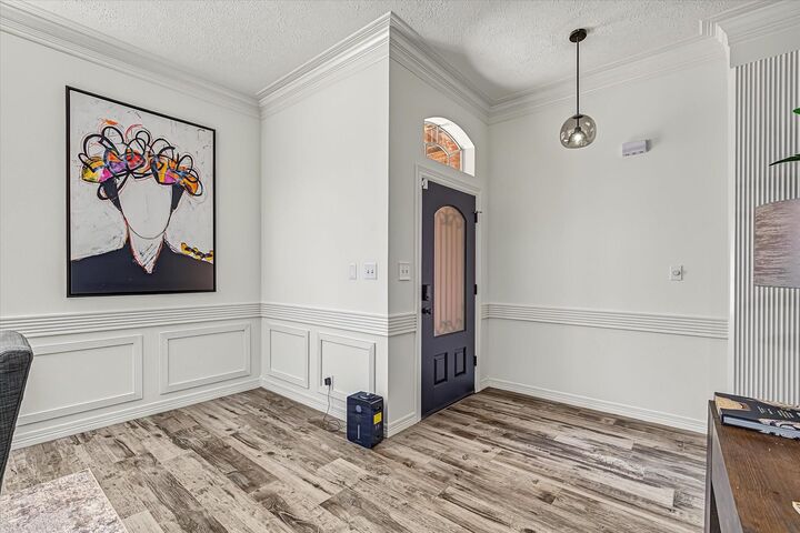 Property Photo: 6840 Queensclub Drive TX 77069
