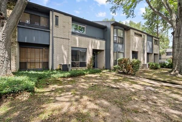 Property Photo:  9005 Imogene Street C  TX 77036 
