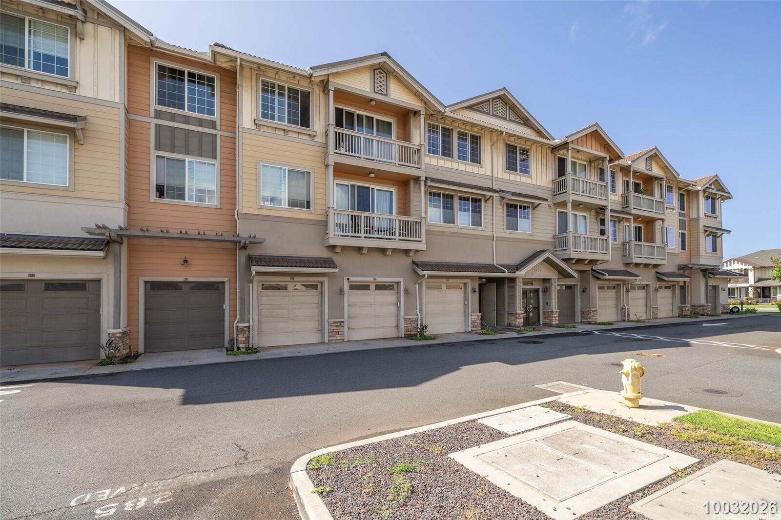 Property Photo: 1020 Kakala Street 821 HI 96707