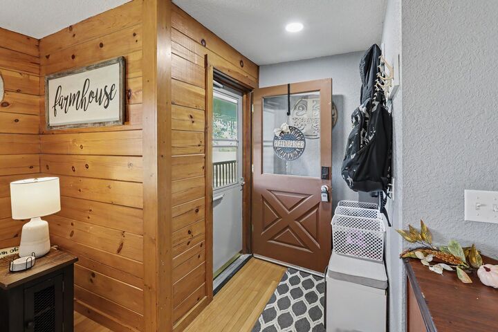 Property Photo:  1080 150th Avenue  IA 50138 