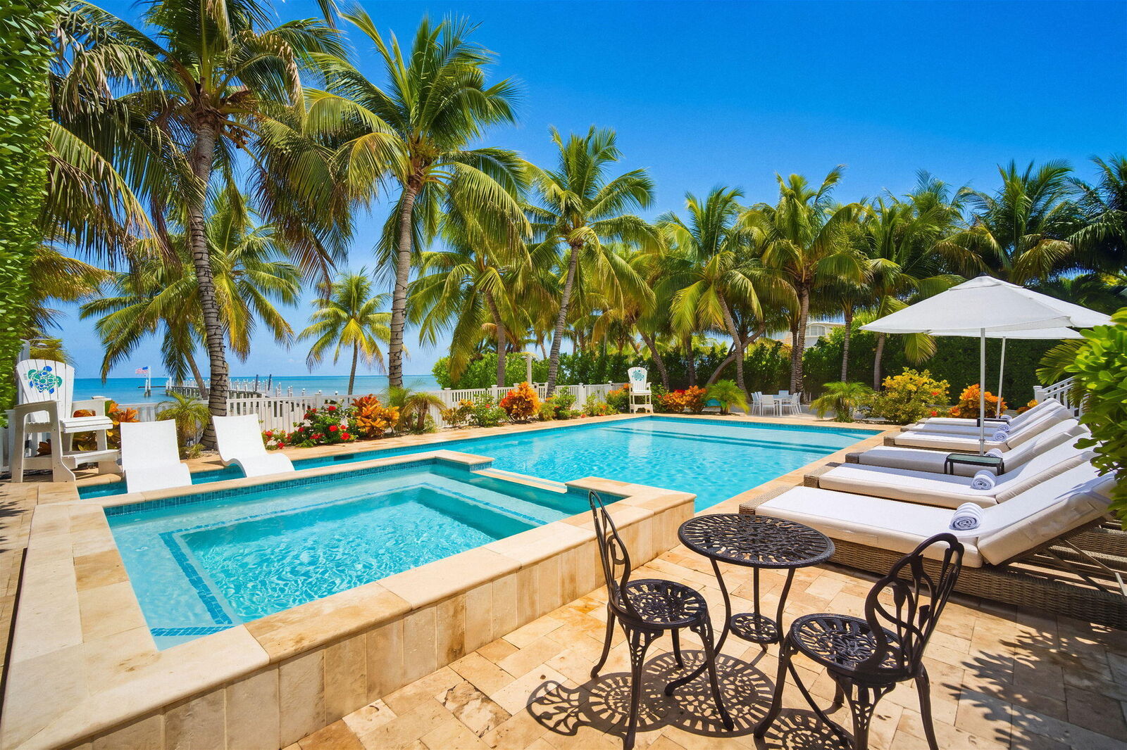 Property Photo: 65760 Overseas Highway FL 33001