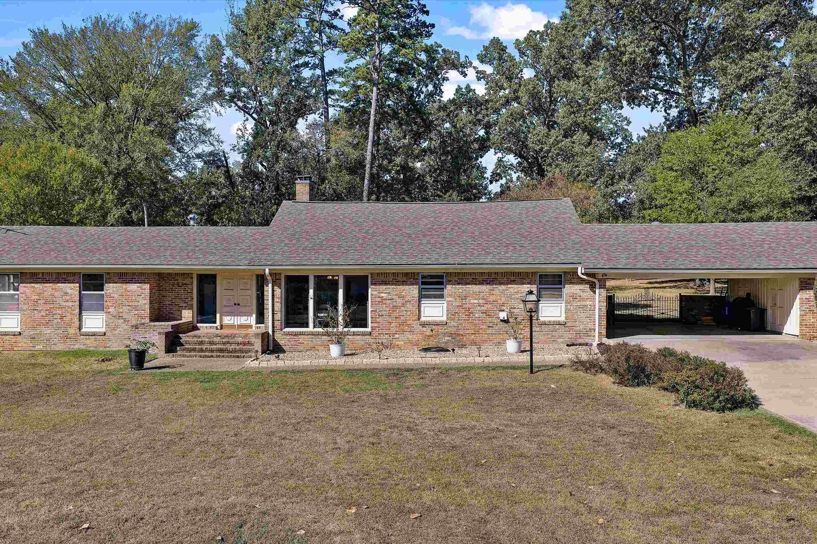 Property Photo: 2801 Waubun TX 75672