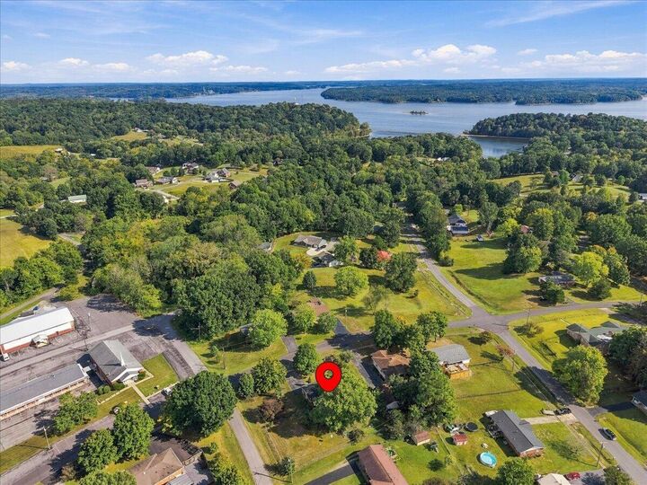 Property Photo:  403 Walnut Drive  KY 42055 