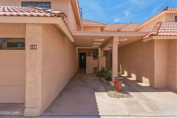 Property Photo:  1650 Smoketree Ave 110  AZ 86403 