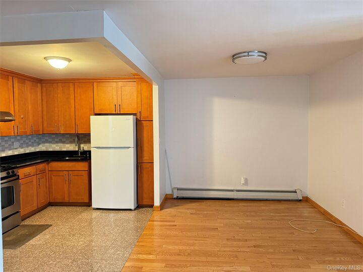 Property Photo: 13425 59th Avenue 3 Fl NY 11355