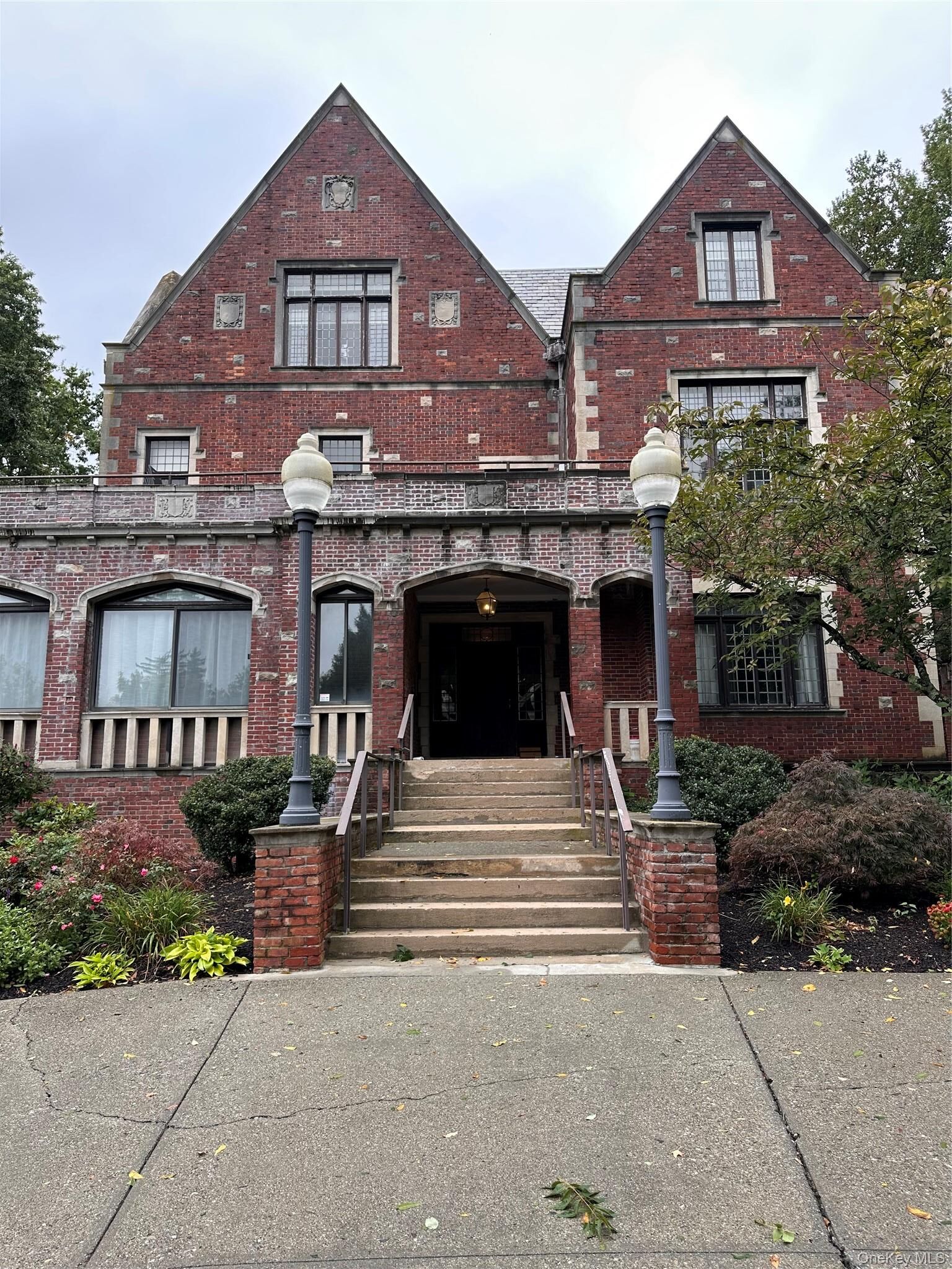 Property Photo:  3 Beecher Lane 4B  NY 10566 