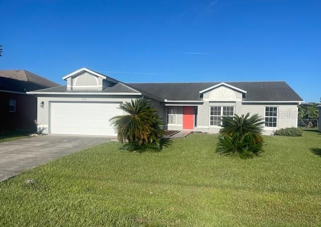 Property Photo:  514 Brentford Court  FL 34758 