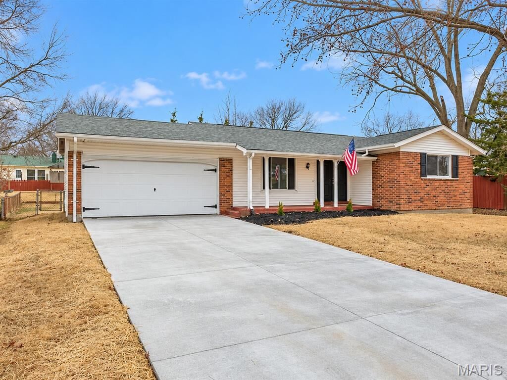 Property Photo: 3045 Churchill Drive MO 63033