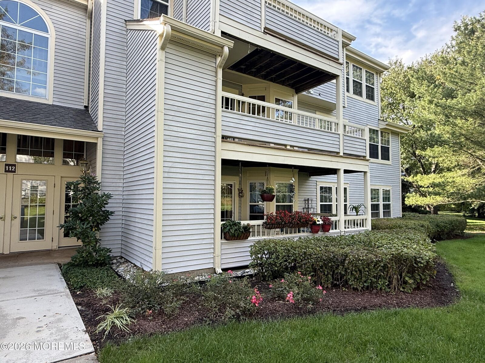 Property Photo:  112 Lowell Court  NJ 08540 