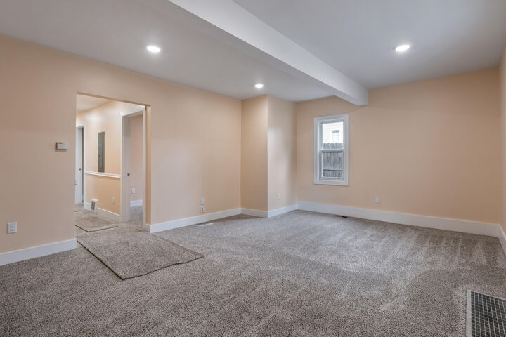 Property Photo: 511 Emerald Avenue NE MI 49503
