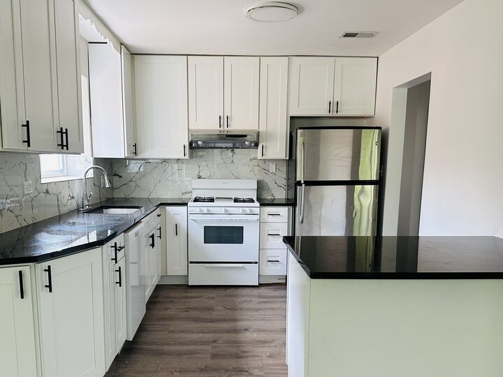 Property Photo:  8638 Trumbull Avenue 2  IL 60076 