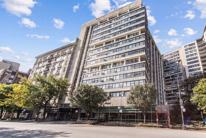 Property Photo:  3410 N Lake Shore Drive 15G  IL 60657 
