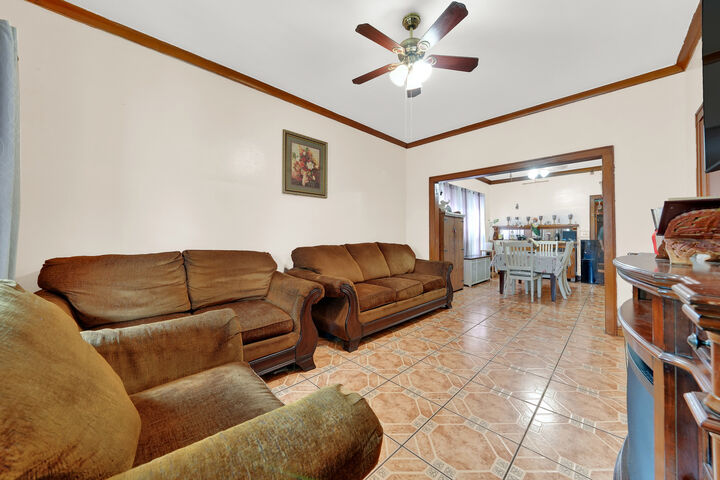 Property Photo:  5216 S Artesian Avenue  IL 60632 