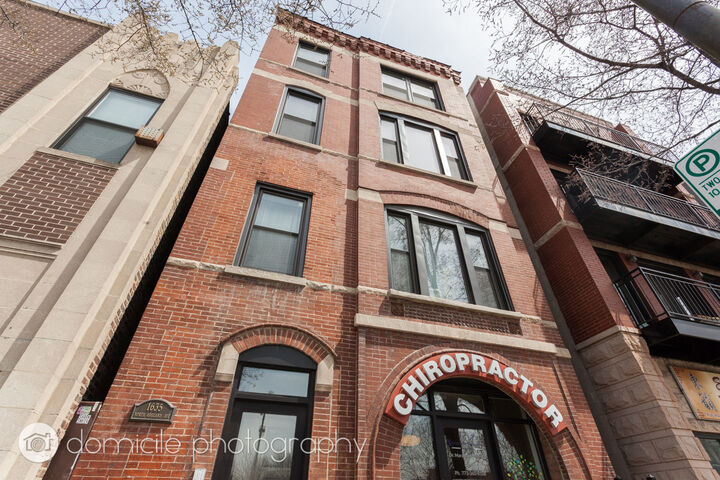 Property Photo:  1635 N Ashland Avenue 2  IL 60622 