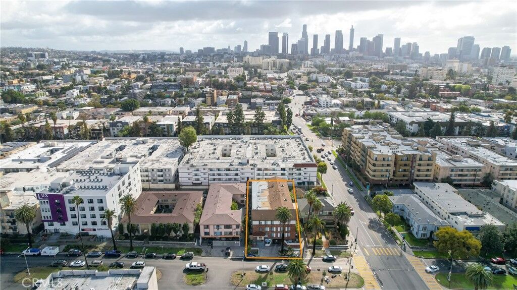 Property Photo:  248 S Occidental  CA 90057 