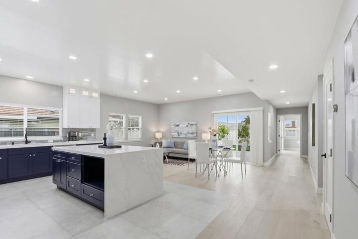 Property Photo:  2121 Francis Avenue  CA 95051 