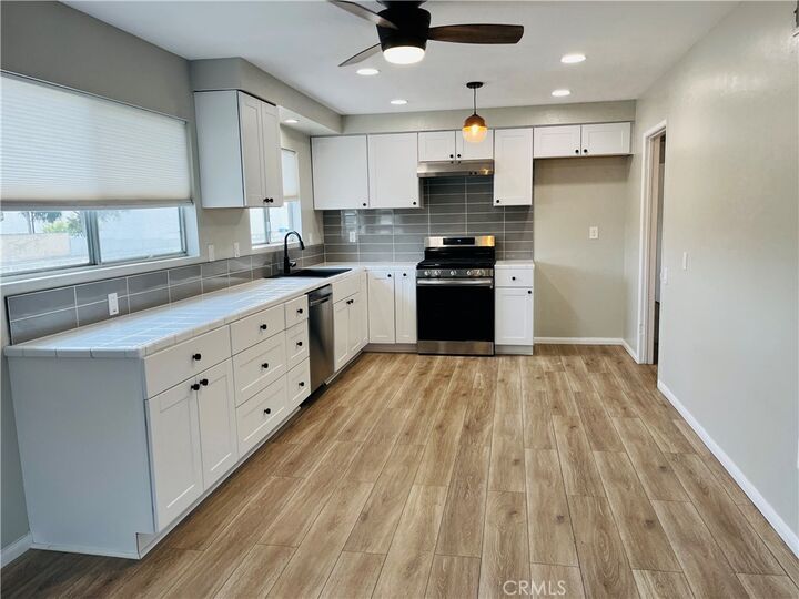 Property Photo:  7260 Corsican  CA 92647 