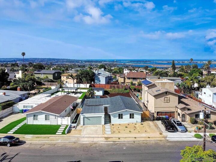 Property Photo:  2802 Cowley Way  CA 92110 
