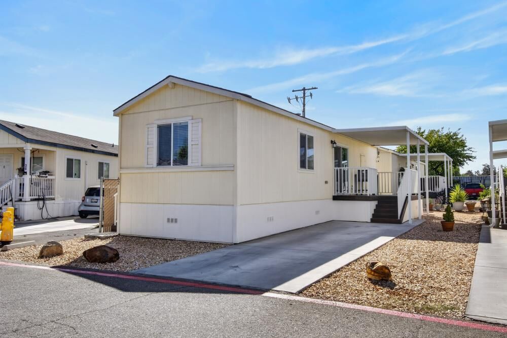 Property Photo: 152 O Street 62 CA 95648