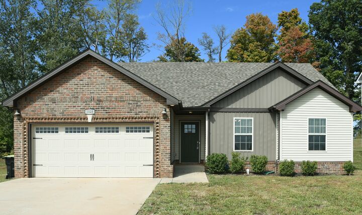Property Photo: 1125 Cardinal Creek Dr TN 37040