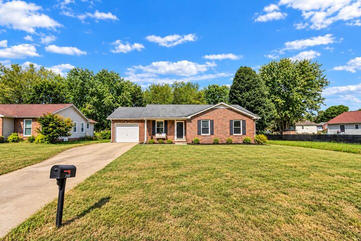 Property Photo:  2678 Keyland Dr  TN 37040 